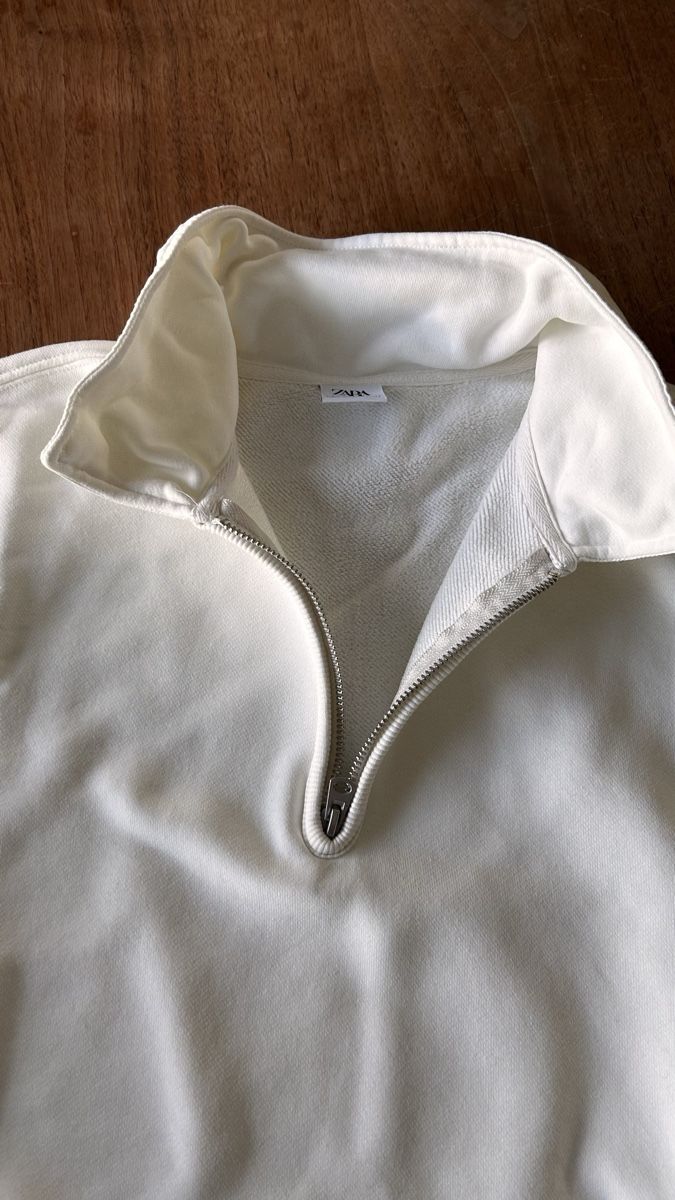 Zara Maglioni & Felpe: ZARA Pullover Gr L cremeweiss mit Reissverschluss & Tasche. – Usato da Kefikon ZH venduto da Loisel69
