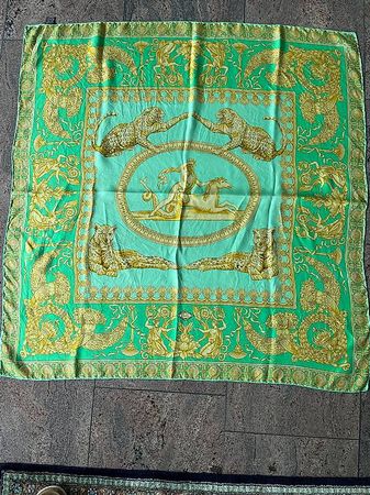 Versace Foulard Seide 100%