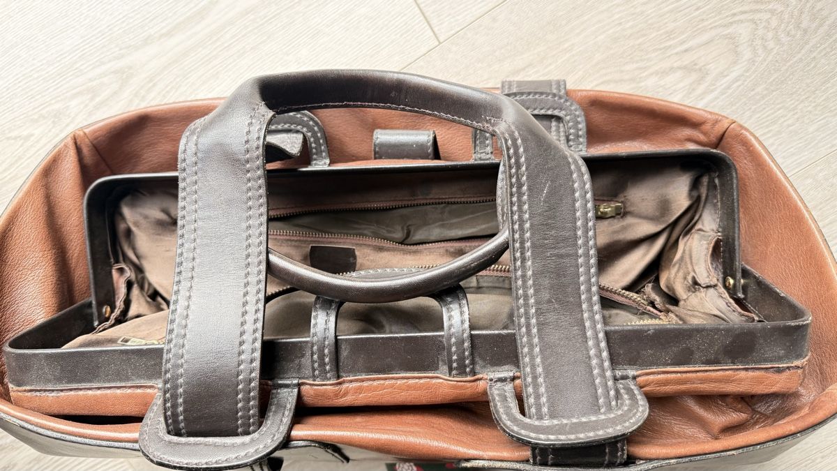 Taschen: Ledertasche mit Tragegriffen gebraucht – Gebraucht aus Beringen von Miska8888 2
