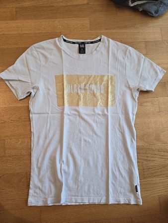 Black Squad T-Shirt Gr. L Weiss – Gold Print – Streetwear