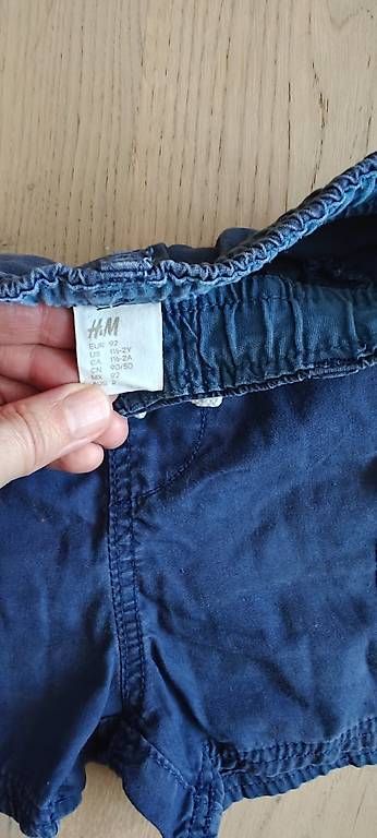 Pantaloni: Shorts Gr 92, H&M – Usato da Zürich venduto da ElizavetaT 2