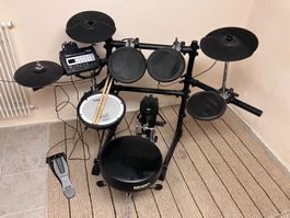 Roland V-Drums TD-3 Schlagzeug Set guter Zustand