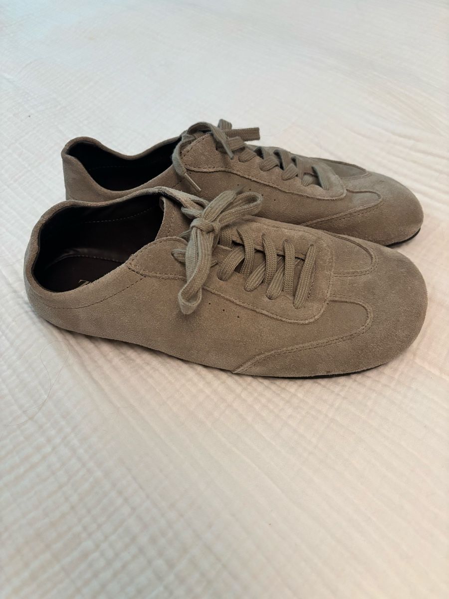 Zara Damenschuhe: Bequemer Wildleder Schuh Gr.38 Zara – Neu (gemäss Beschreibung) aus St. Gallen von heartbug 1