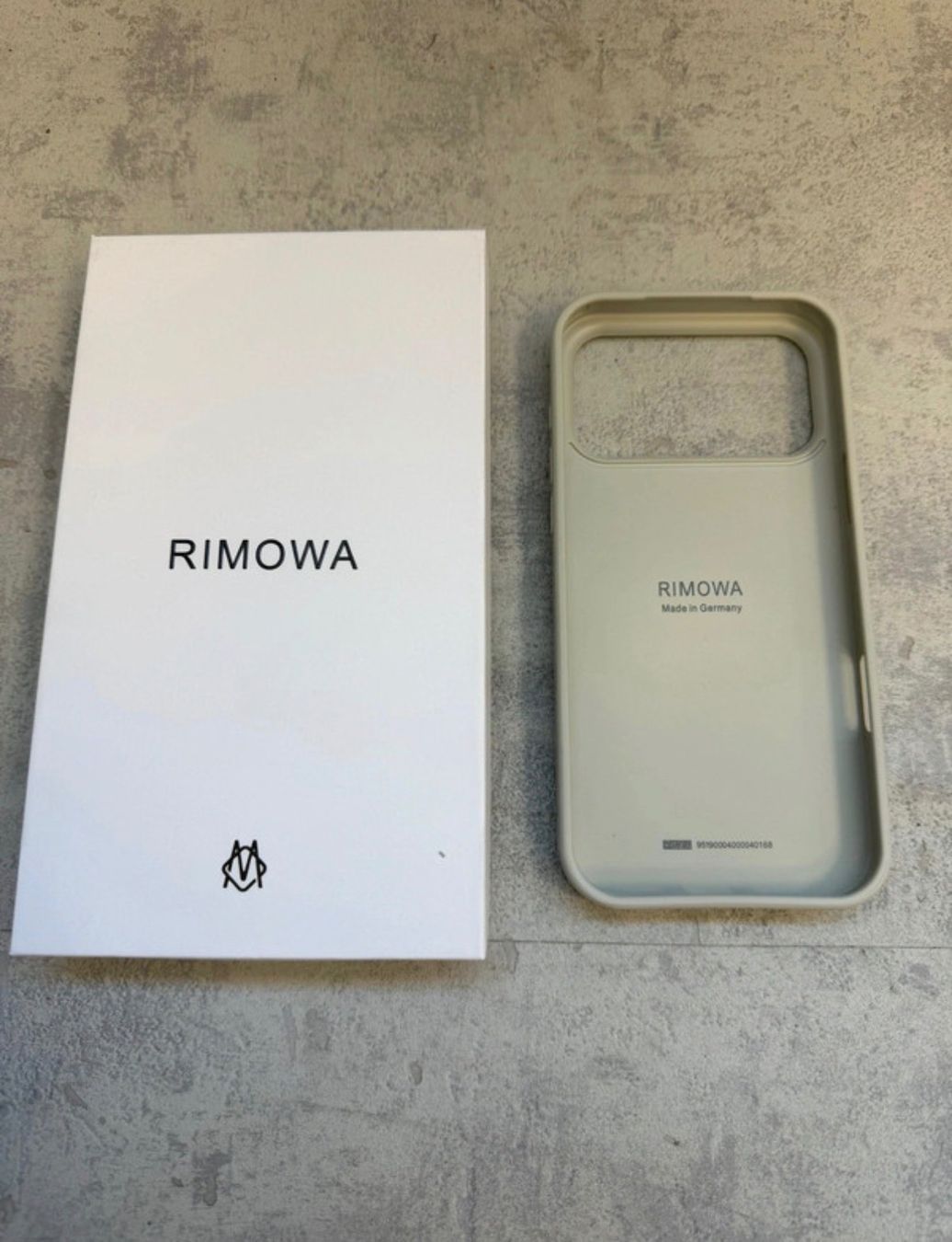 Apple Covers & Schutzfolien: IPhone 17 Pro Max Rimowa Case – Neu (gemäss Beschreibung) aus Campocologno von fsc.7wcp 2