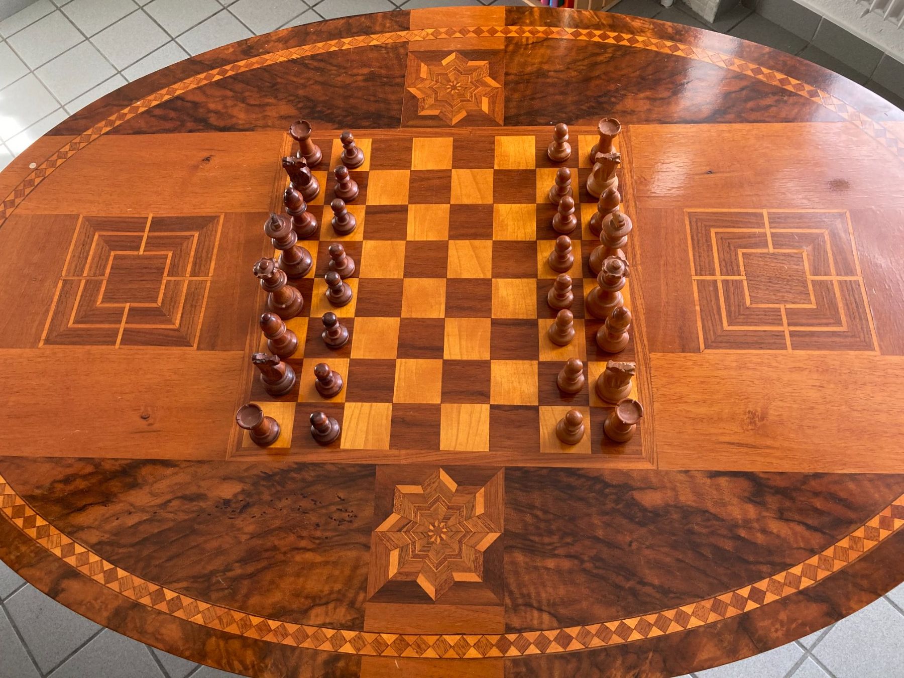Tische: Sehr schöner Schachtisch, antik – Gebraucht aus Biel/Bienne von diagonals 1