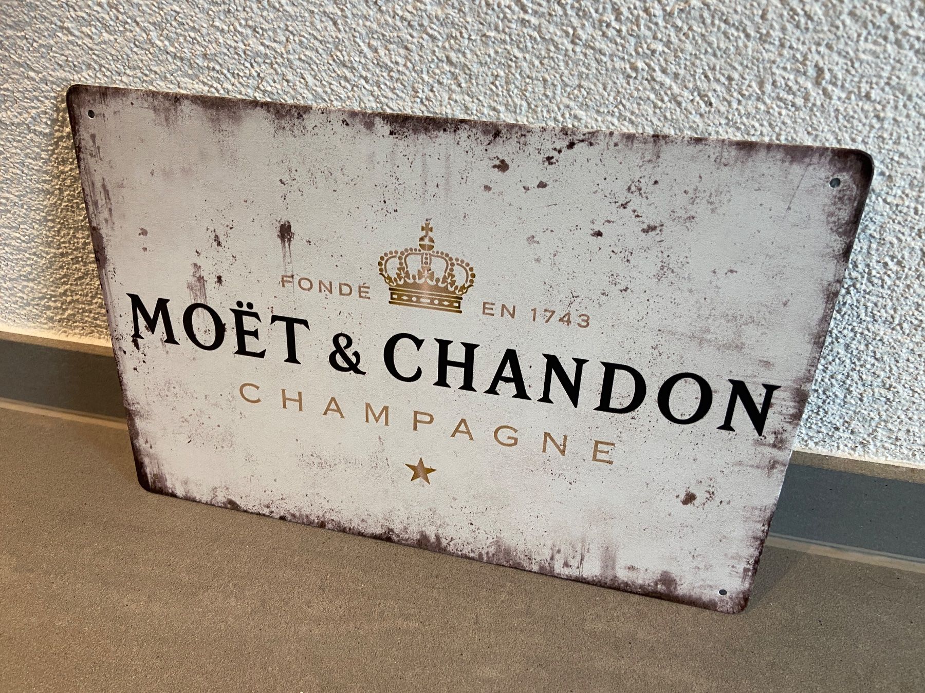 Insegne: MOET & CHANDON Vintage Blechschild ! – Nuovo e nell'imballaggio originale da Seon venduto da Aaargauer01 1