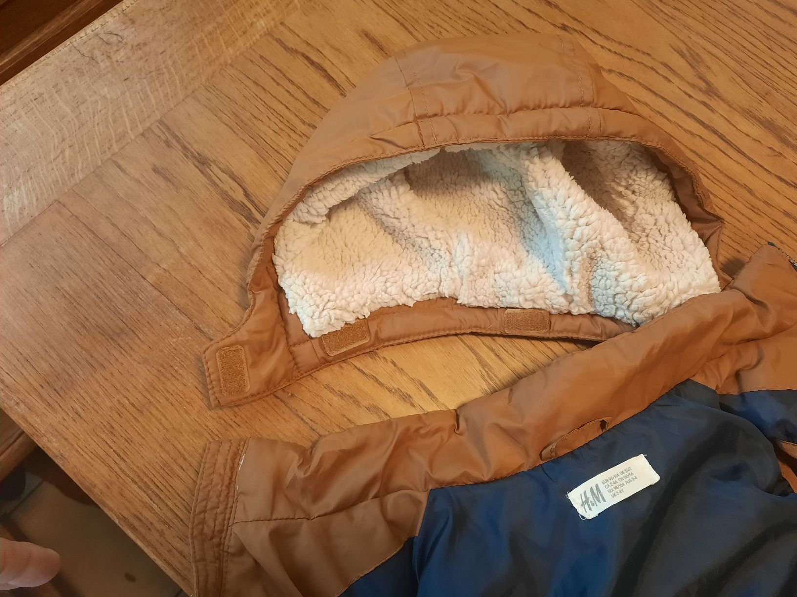 H&M Gilet & Giacche: Lot de gilets sans manches – Usato da Eschert venduto da nicolas1987 4