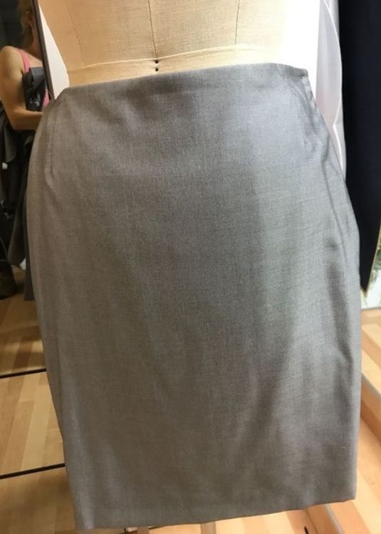 Escada Ensembles & Tailleurs: Anzug Escada -Jacke,Jupe,Hose – D'occasion à Steg VS par joa_k2b8 3