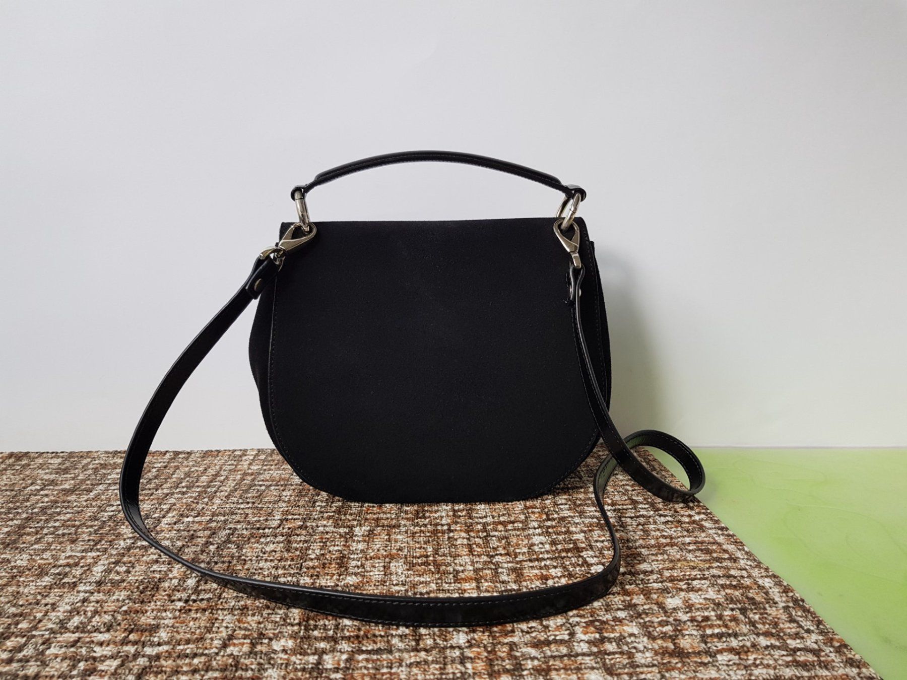 Navyboot Borse da donna: Navyboot Leder Handtasche/Umhängetasche – Usato da Basel venduto da Birs868 3