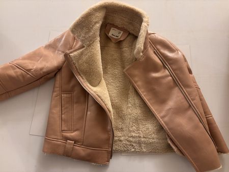 Winterjacke für Mädchen, Grösse 140