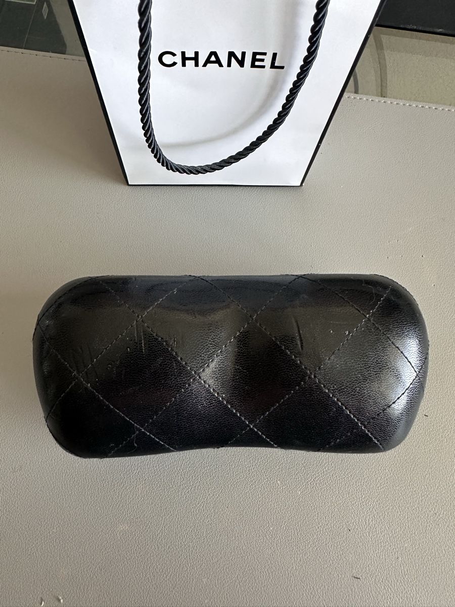 Chanel Sonstige Kleidung & Accessoires: CHANEL Brillenetui – Gebraucht aus Luzern von canunot 2