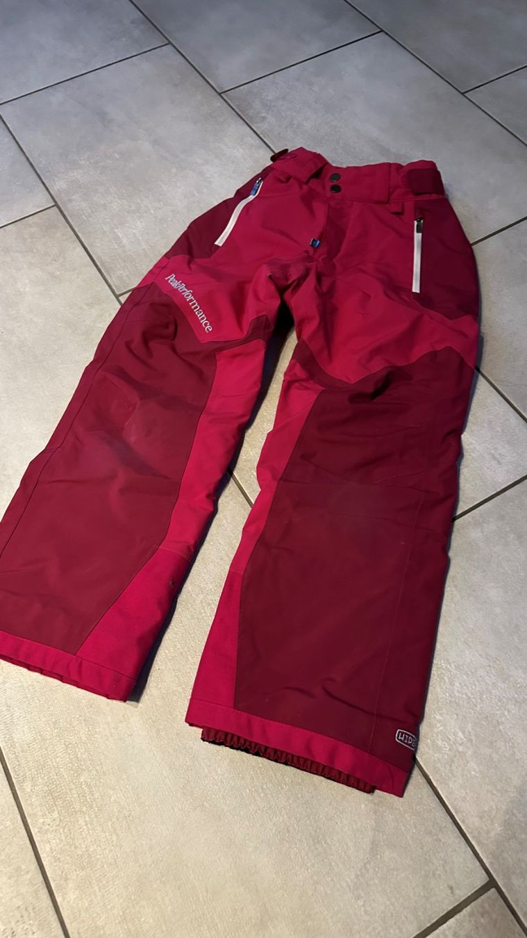 Peak Performance Lotti & Set di vestiti: Peak Performance ensemble de ski enfant – Usato da Evilard venduto da Fab101 2