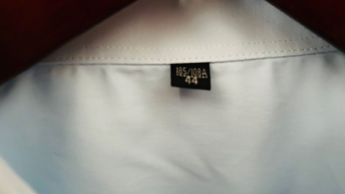 Camicie: Elegantes Hemd mit Wappen, hellblau, Grösse 44 – Nuovo e nell'imballaggio originale da Schlieren venduto da Royal03 2