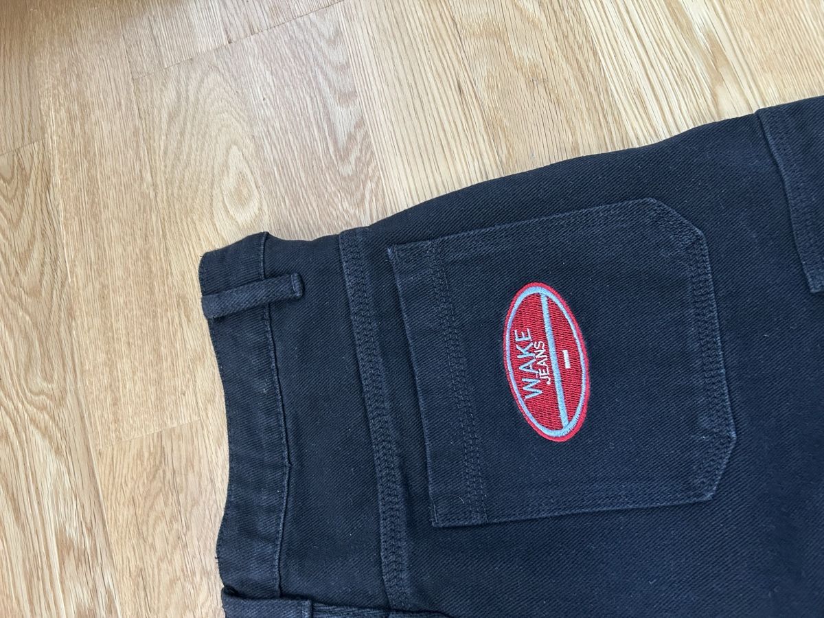 Shein Jeans: Pantalon Wake Jeans – Nuovo e nell'imballaggio originale da Lausanne venduto da Af2016