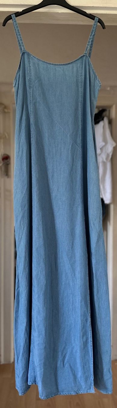 Kleider: LONGUE ROBE EFFET DENIM!! M – Neu und originalverpackt aus Locarno von NicoNion