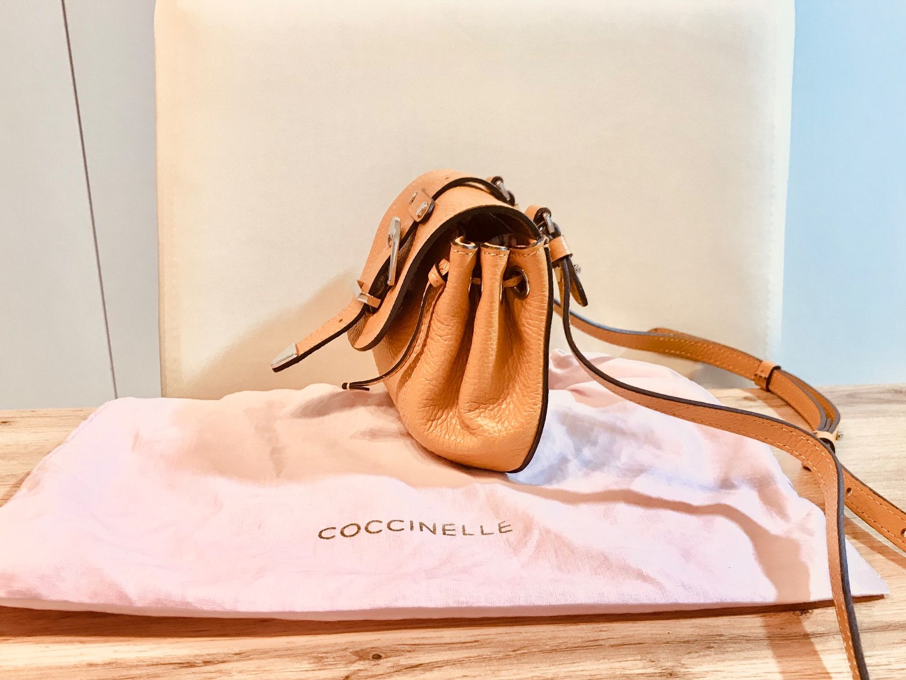 Coccinelle Borse da donna: Coccinelle Umhängetasche, Neu – Nuovo (secondo la descrizione) da Buchs ZH venduto da baagii 2
