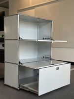 USM Haller Regal 1x3, Lichtgrau, 2 Klapptüren, 1 Ausziehtüre