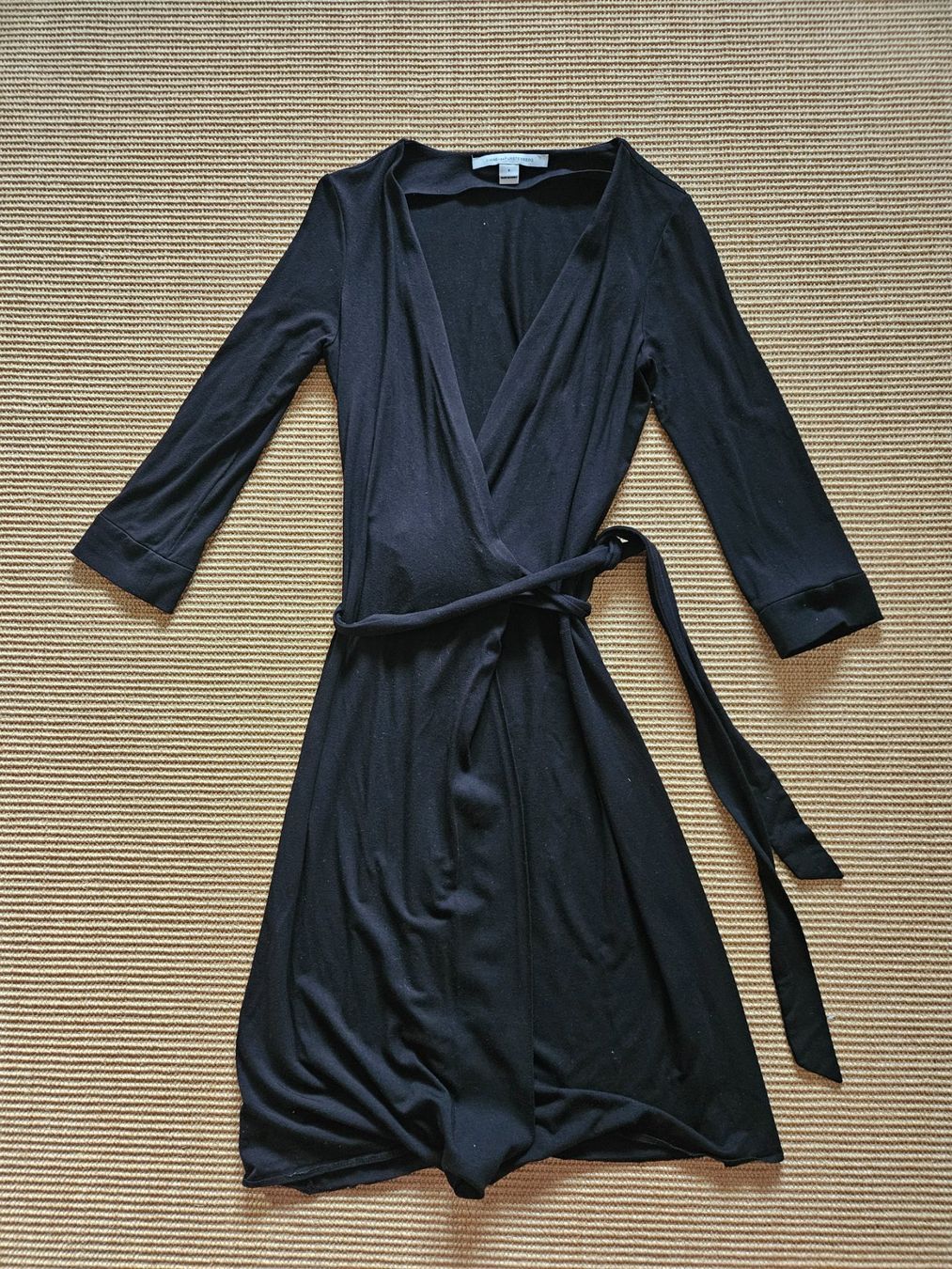 Diane von Furstenberg Vestiti: Diane von Furstenberg Wickelkleid – Usato da Thalwil venduto da illesreka