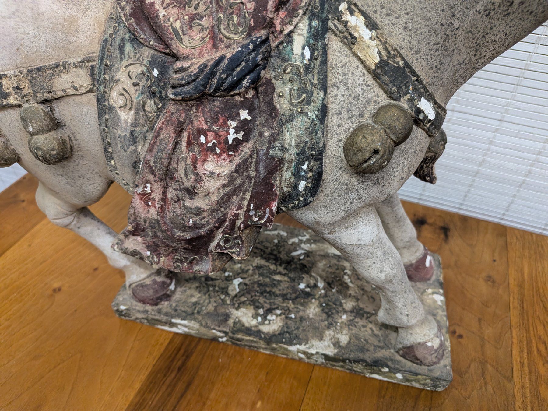 Sculture & Statue: Tang Streitross Pferd aus Holz – Usato da Emmen venduto da Brockofsky 1