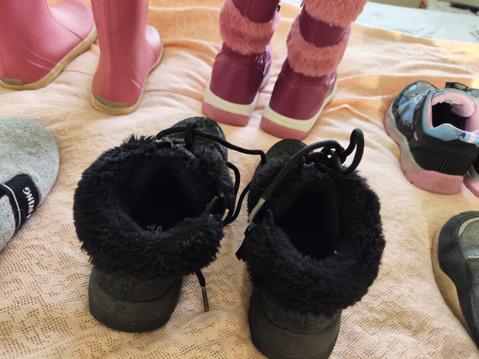 Scarpe per ragazze: schuhpaket gr. 34 – Usato da Muttenz venduto da Hermesvonthan 5