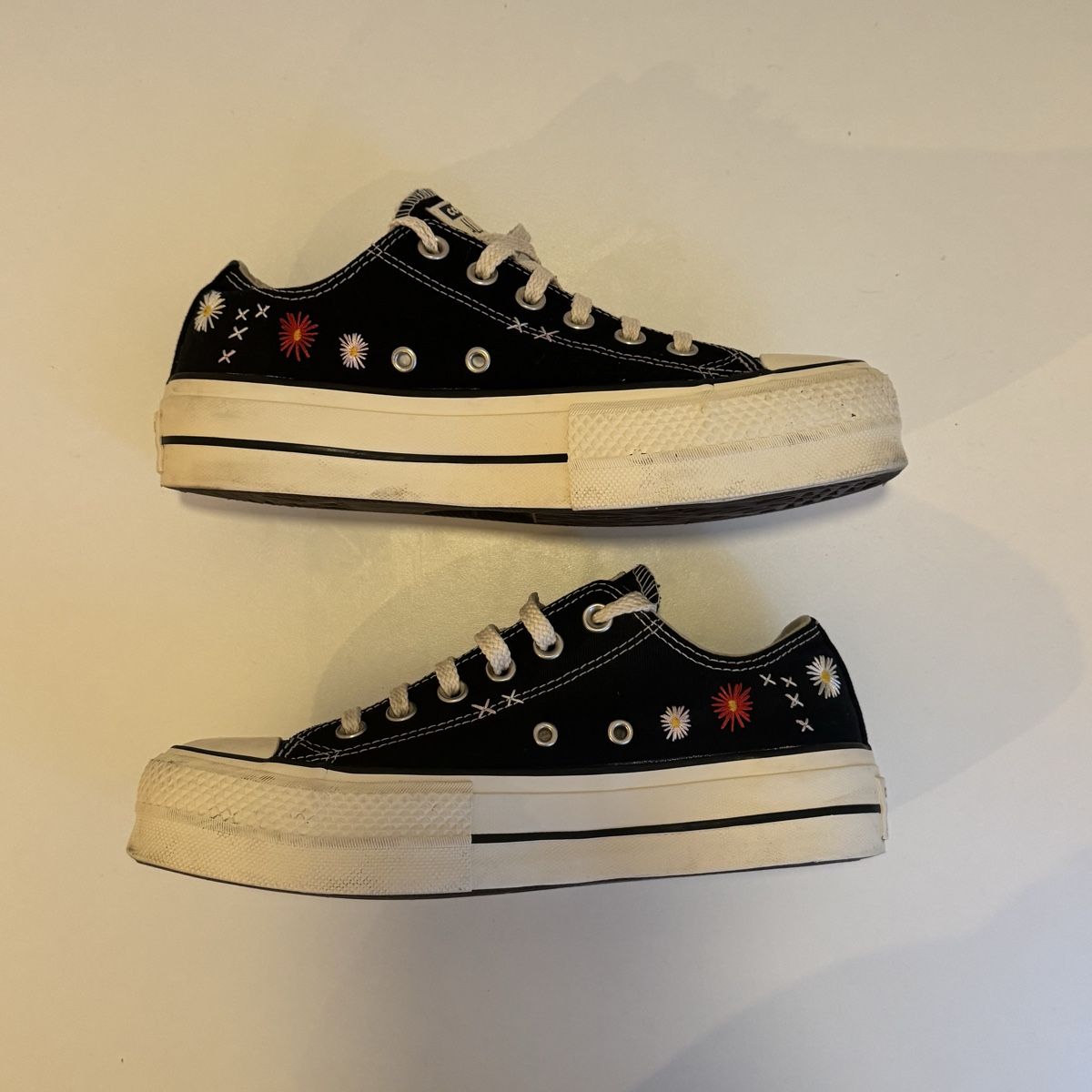 Converse Scarpe da donna: Converse chuck taylor all star – Usato da Goldach venduto da elijah2000 1