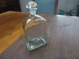 Jolie bouteille en verre - Décors dorés
