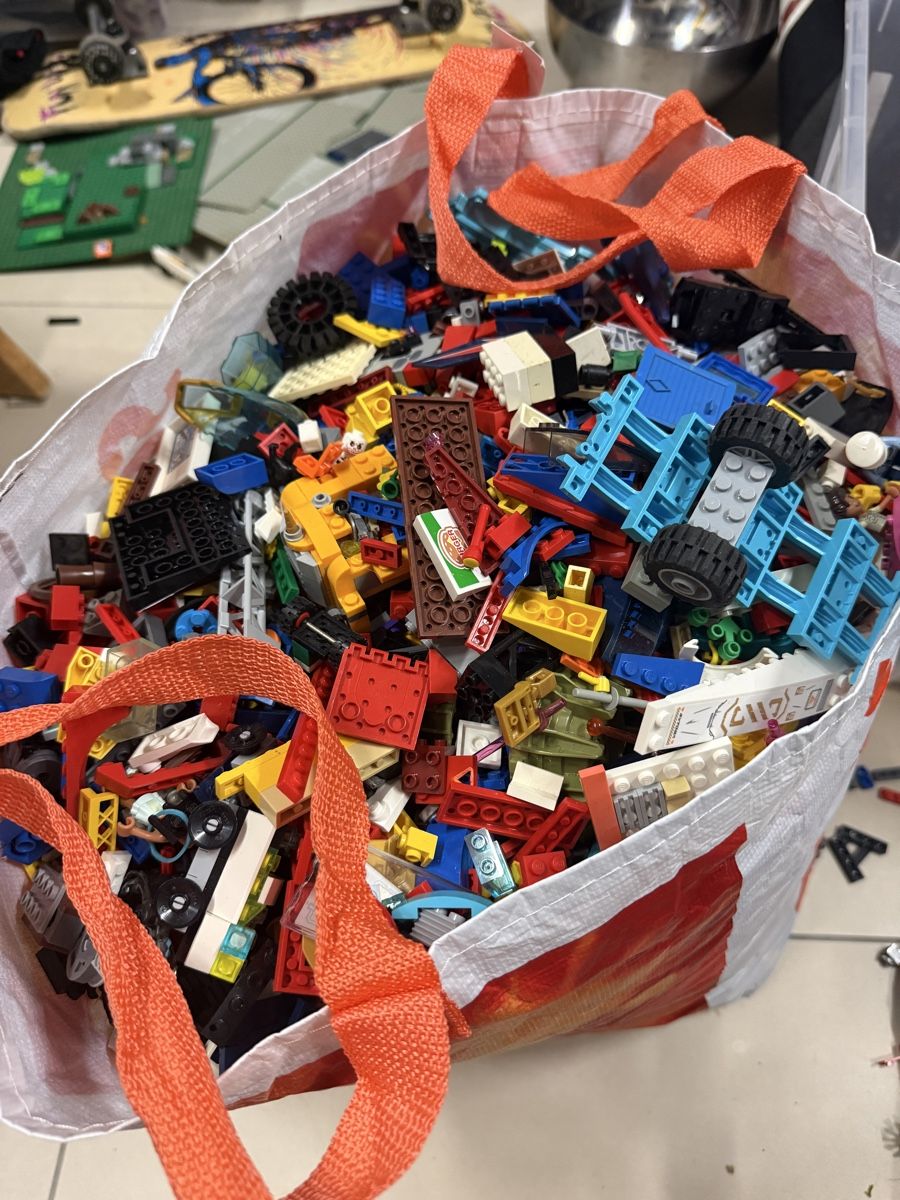 Lego Spielzeuge: Lego Set 3 (10kg) – Gebraucht aus Buttikon SZ von Kellerabteil 1