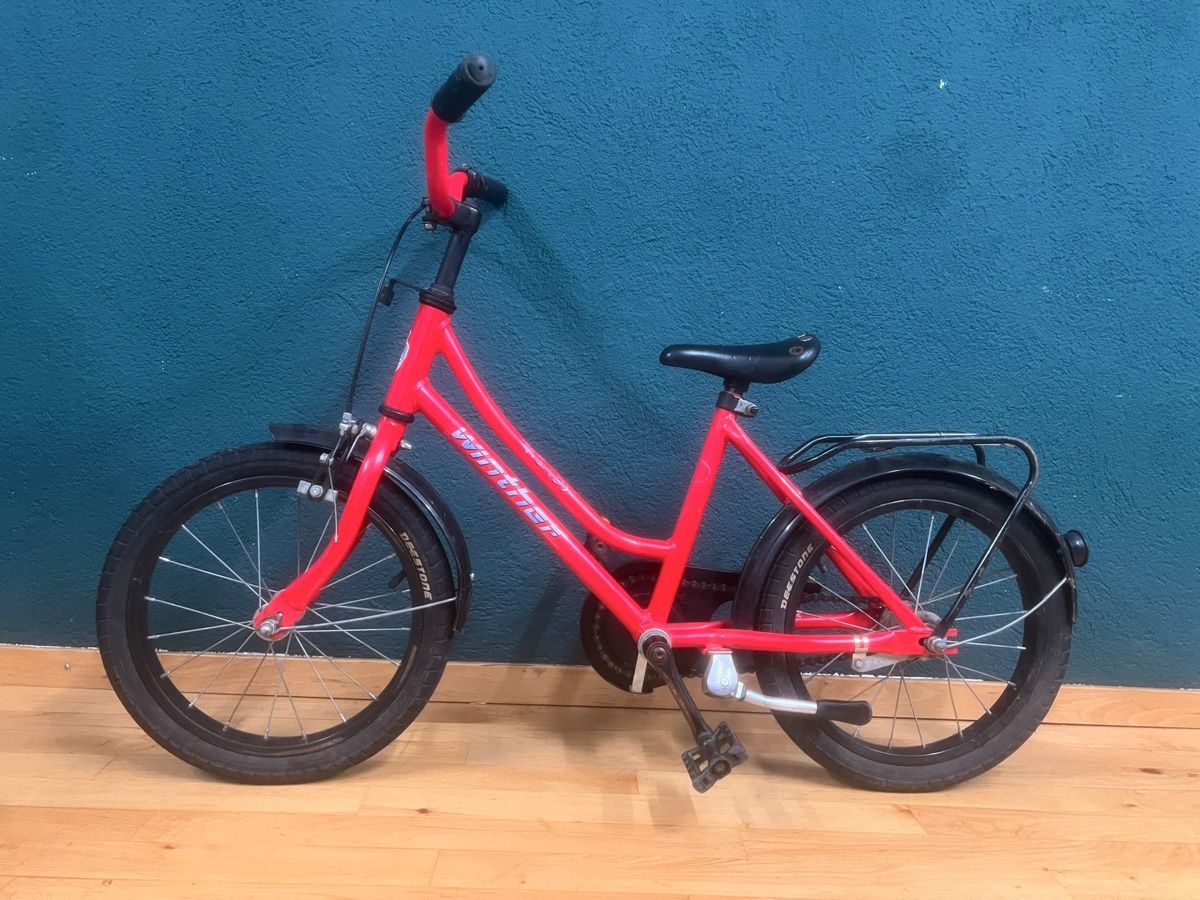 Winther Biciclette: Kinderfahrrad Rot Marke Winther gebraucht – Usato da Basel venduto da michaelb8 3