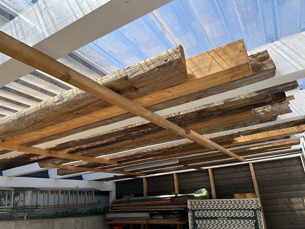 Articoli in legno: Altholzbalken – Usato da Huttwil venduto da luk_9tdh 2