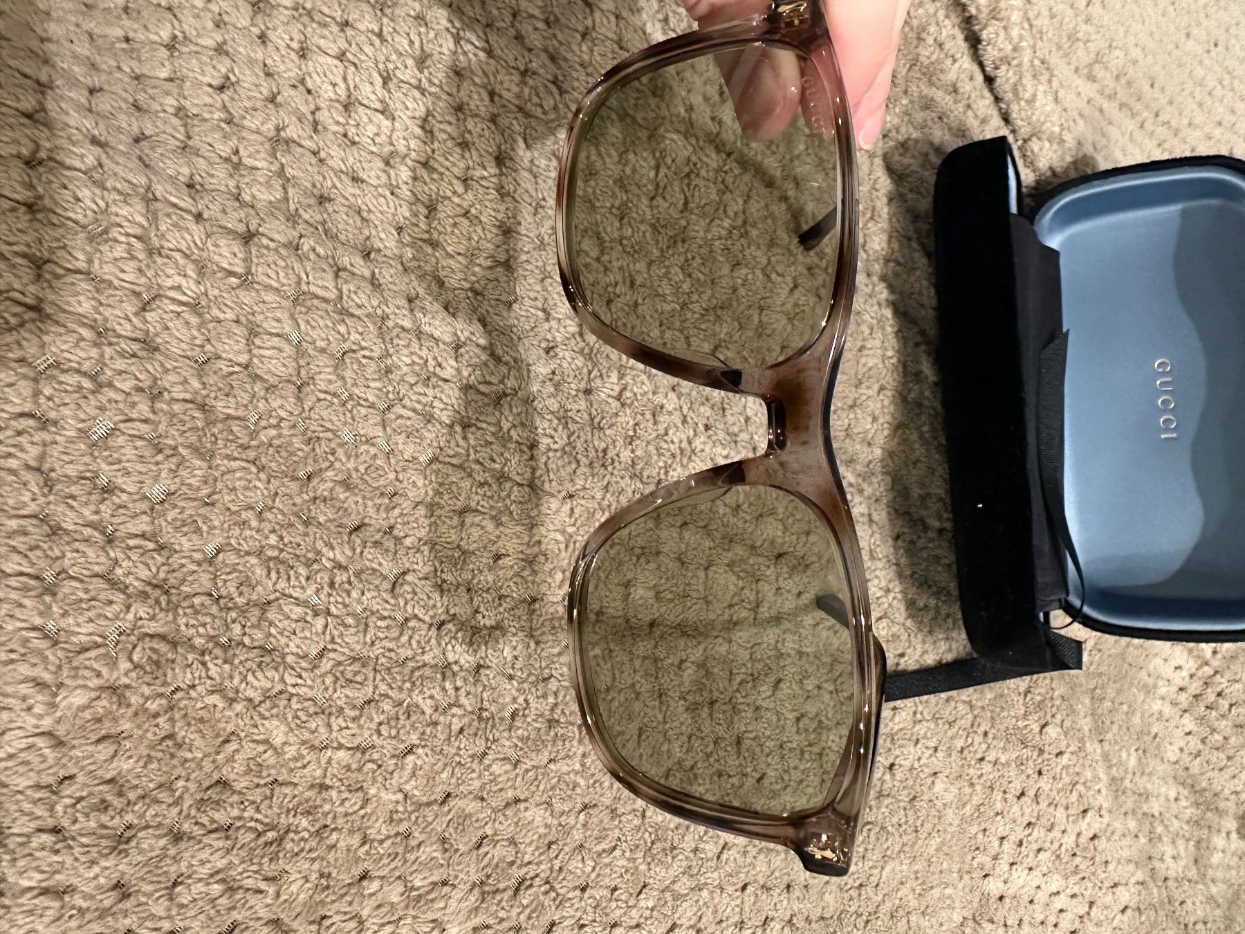 Gucci Lunettes & Verres: Gucci sunglasses – D'occasion à Tramelan par adi_n5lb