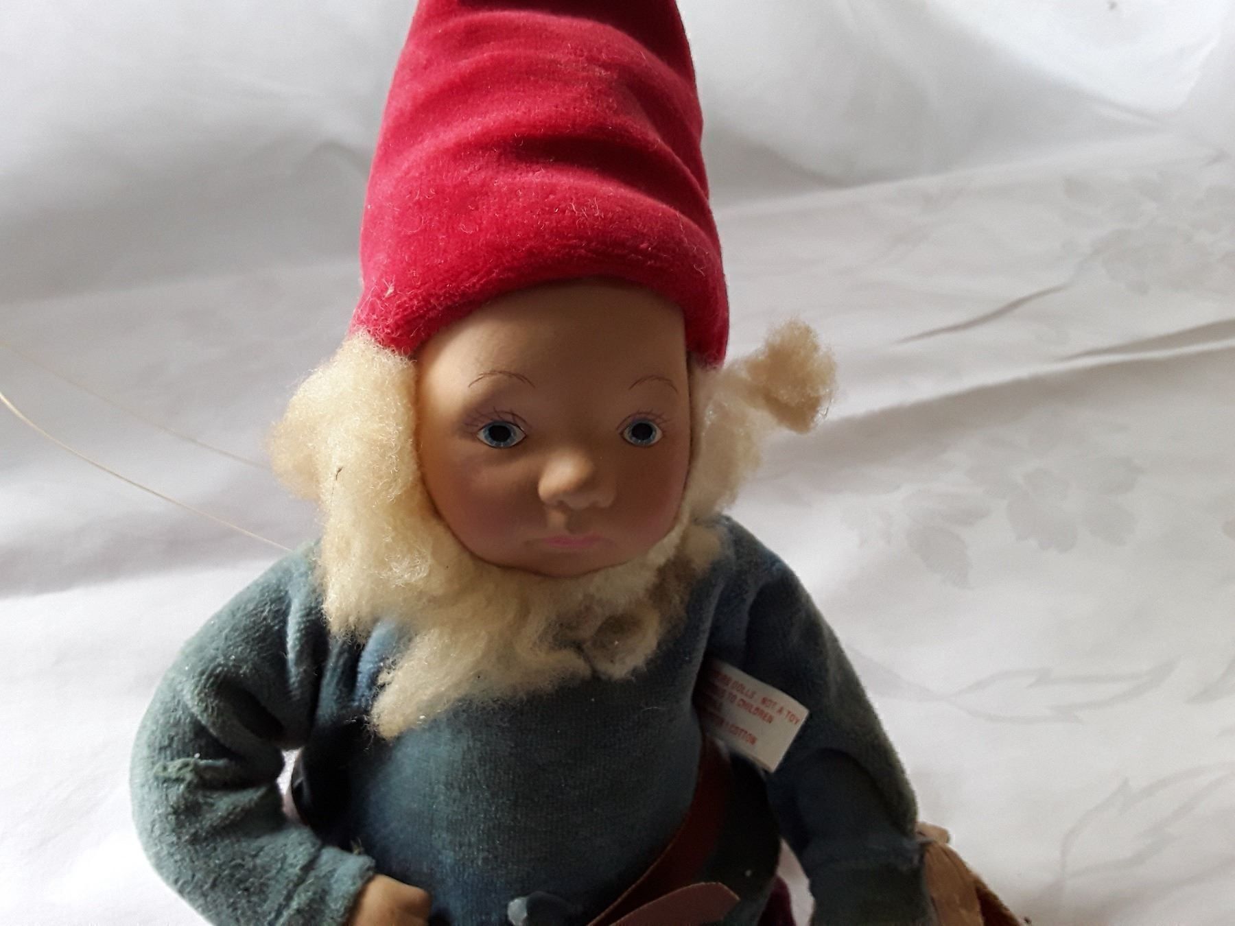 Puppen: Sammlerpuppe wicht – Gebraucht aus Basel von dept