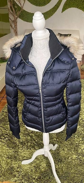 Jacken: Doudoune Calvin Klein taille S/XS – Gebraucht aus Vevey von vela33 1