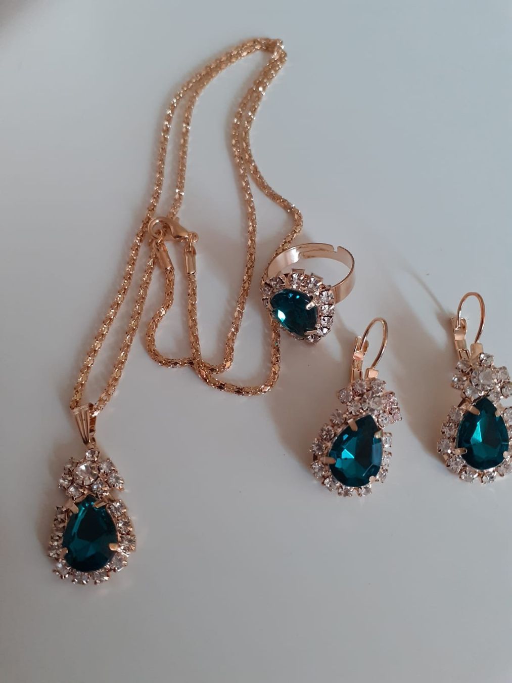 Altri gioielli: Schmuck Set 3 teilig – Nuovo e nell'imballaggio originale da Stansstad venduto da kam_5wgj