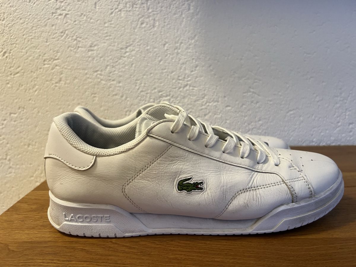 Lacoste Scarpe da uomo: Herren Sneaker Lacoste weiss Grösse 46 – Usato da Chur venduto da ZATO 2