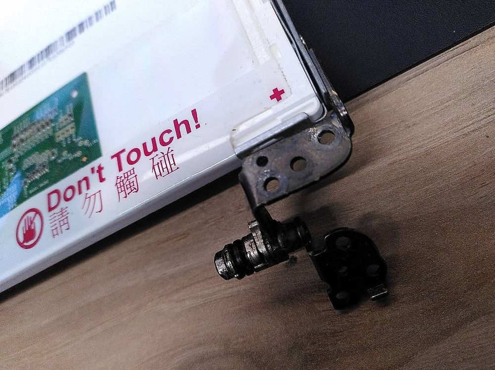 Schermo LED per laptop 17.3'' (Usato) a Novaggio per CHF 50 con