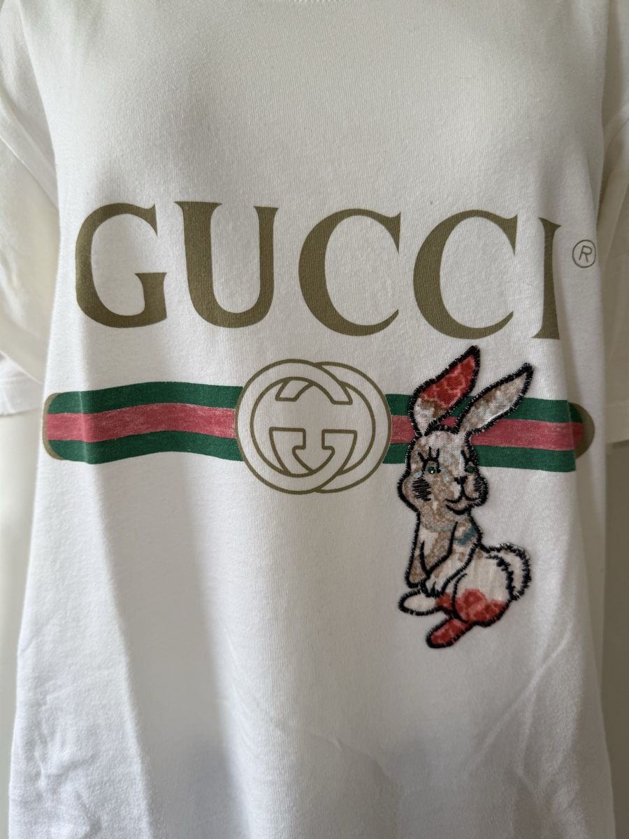 Gucci T-shirts: Gucci T-Shirt – D'occasion à Winterthur par 19.19 2