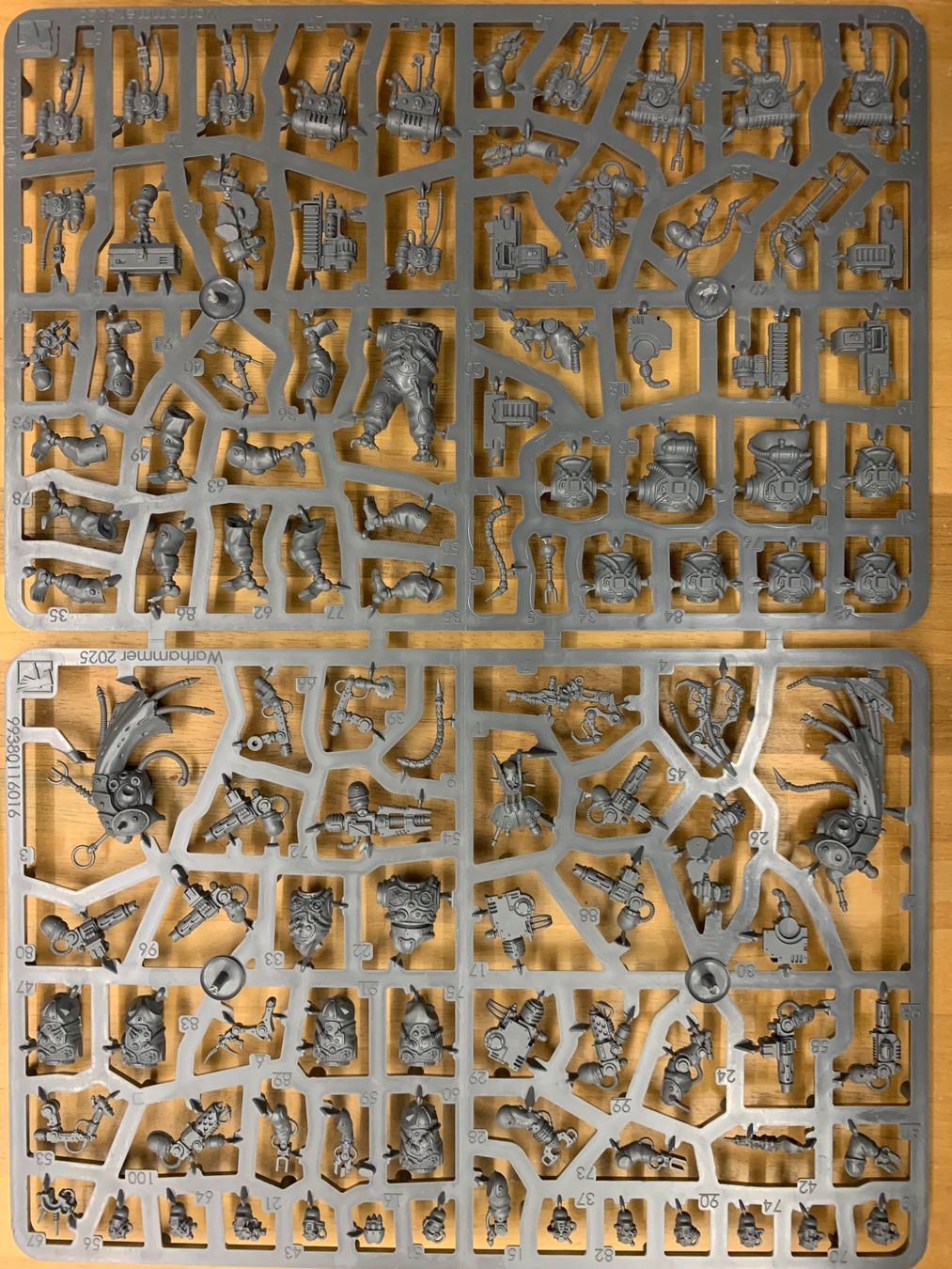 Statuette: Warhammer 40000 Adeptus Mechanicus Kill Team Battleclade – Nuovo (secondo la descrizione) da Winterthur venduto da Compiorg 3