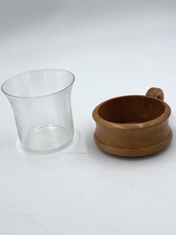 Set di piatti: Teegläser-Set | mit Holzgriff | Serviertablett – Usato da Wittenbach venduto da Restwert_St-Gallen 2