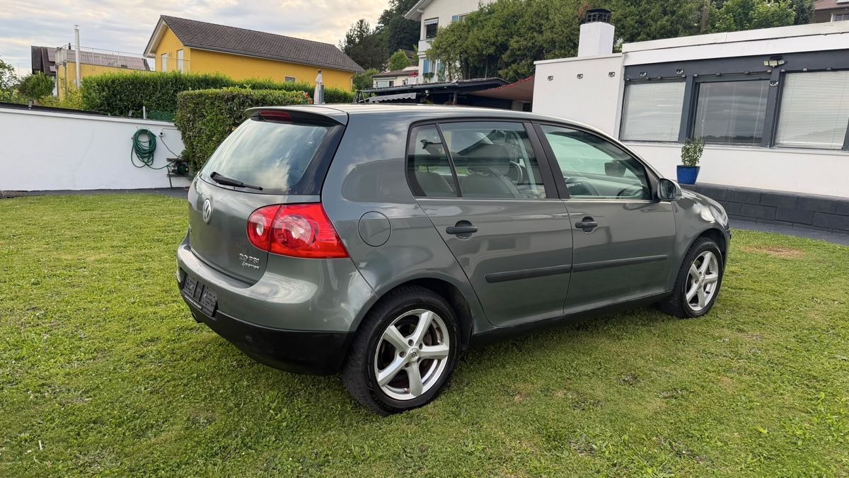 VW Autos: VW Golf 5 2.0 4Motion Benzin MFK 01.2026 – Gebraucht aus Safnern von sma_b5q7 2