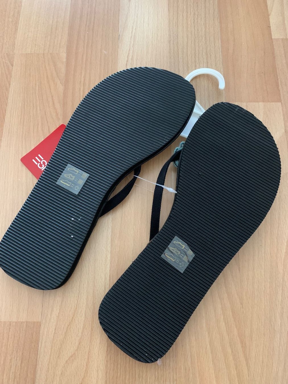 Esprit Damenschuhe: Esprit Flip Flops Gr. 40 – Neu und originalverpackt aus Thalwil von Ulurusunset 2