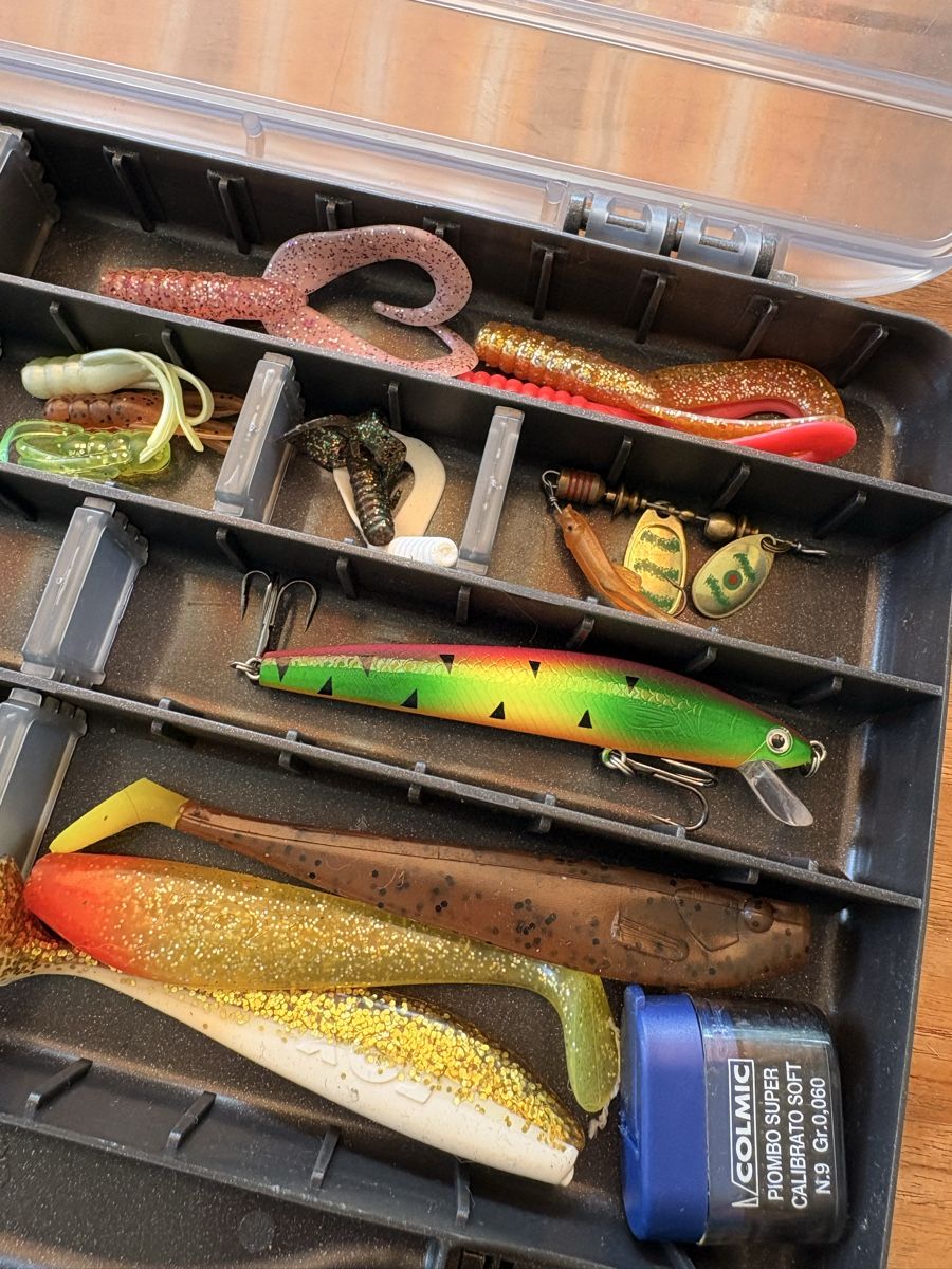 Appâts: Fischerköder mit Box – D'occasion à Wädenswil par ankrebs 4