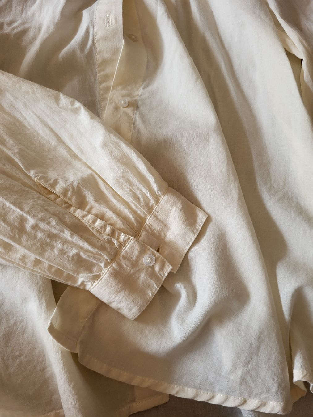 Cyrillus Camicette: Blouse Cyrillus Paris crème – Usato da Aproz (Nendaz) venduto da mar_zxm9 2