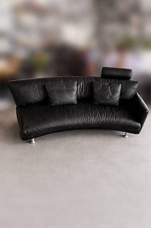 Divani: Schwarzes Ledersofa mit Chaise Longue – Usato da Luzern venduto da sim_5hkz
