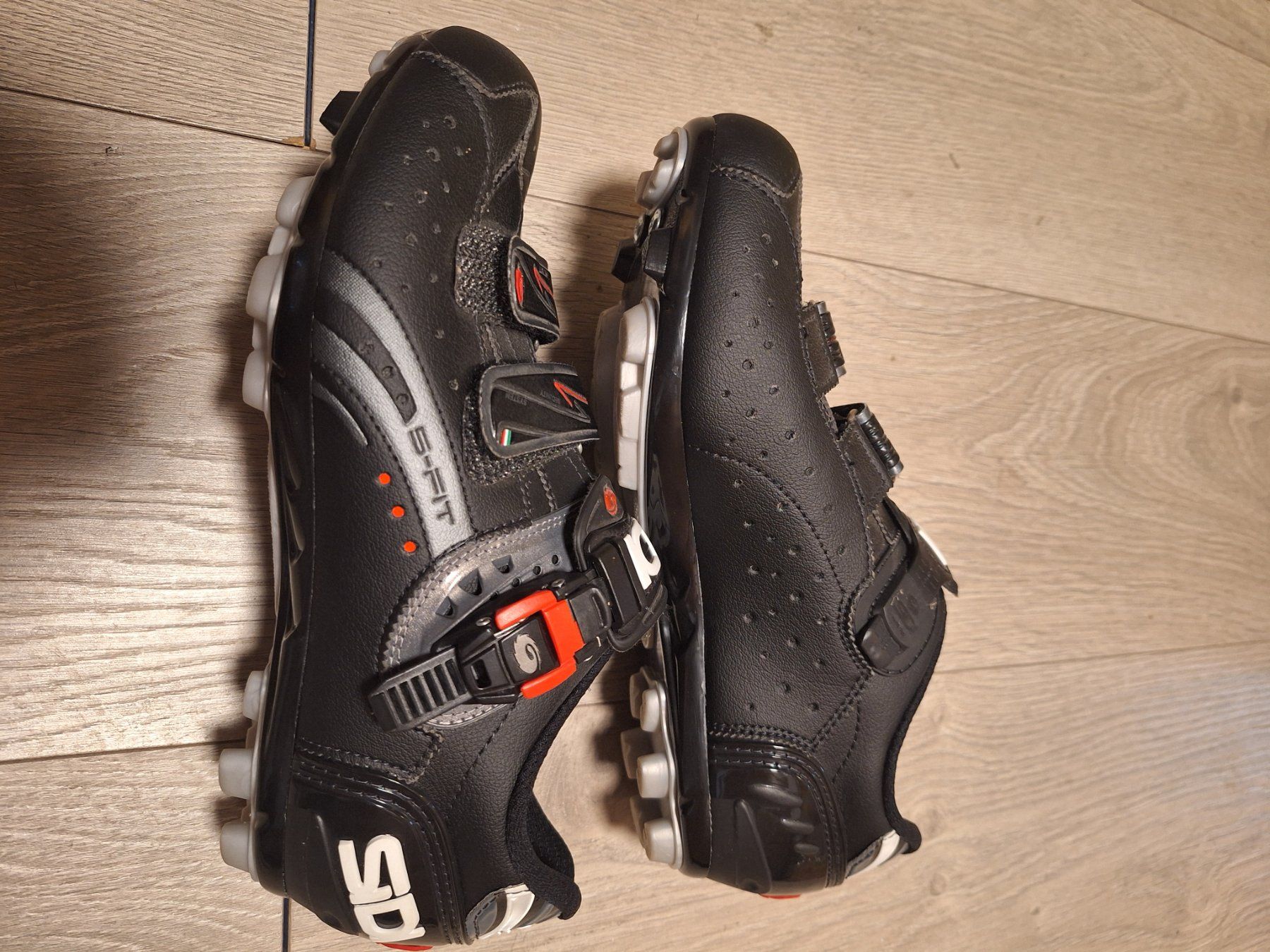 SIDI Herrenschuhe: SIDI MTB Schuhe Gr. 42 – Gebraucht aus Ausserberg von kar_z9g9 2