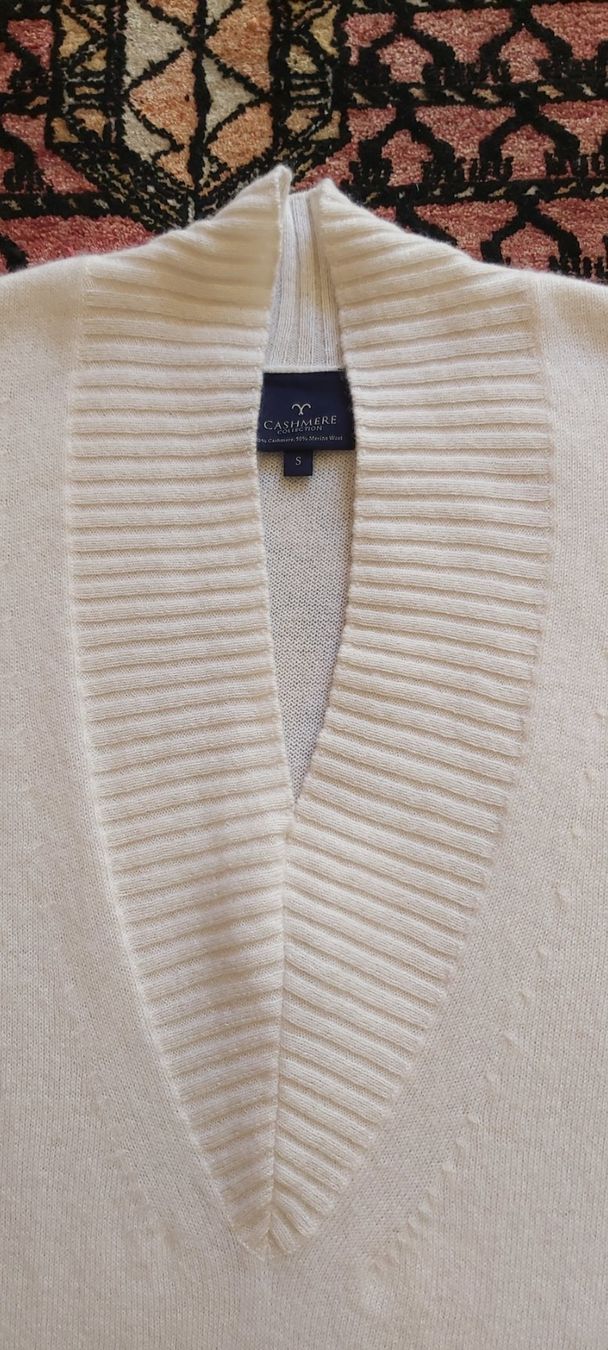 Maglioni & Felpe: Eleganter langer Kaschmir-Pullover neuwertig – Usato da Baden venduto da siomour 5