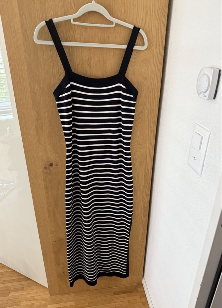 Other Stories Vestiti: Other Stories Kleid, Gr. S, Midikleid – Usato da Hinwil venduto da Elena-Lisa 4