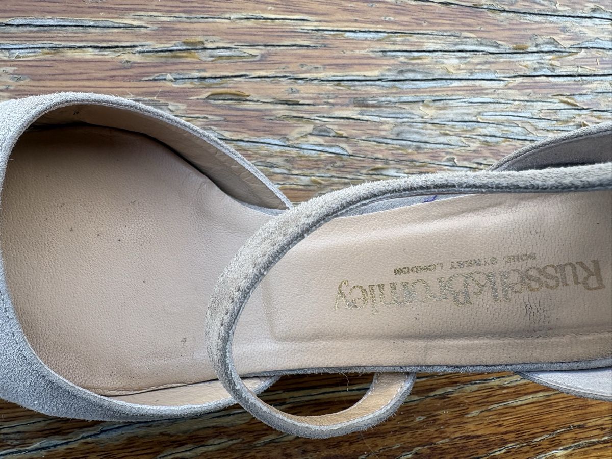 Scarpe da donna: Russell&Bromley, Sandalen, grau Wildleder, Grösse 37.5 – Usato da Schnottwil venduto da eka_sk9q 3
