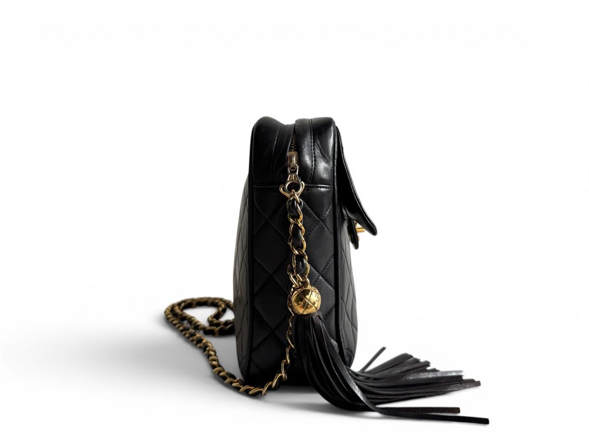 Chanel Borse da donna: Chanel Lambskin Quilted Flap Camera Tassel Case Tasche – Usato da Kriens venduto da hannaandkiko 2