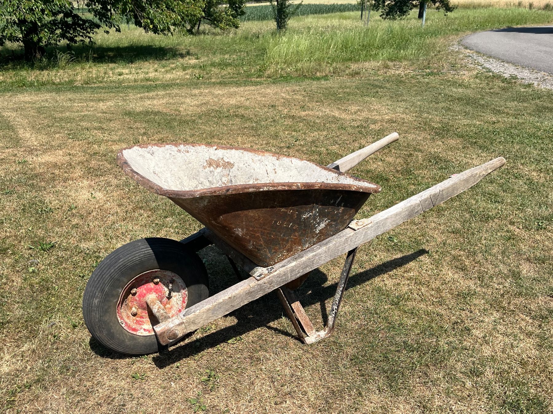 Schubkarren: Vintage Schubkarre – Gebraucht aus Allmendingen b. BE von juair 5