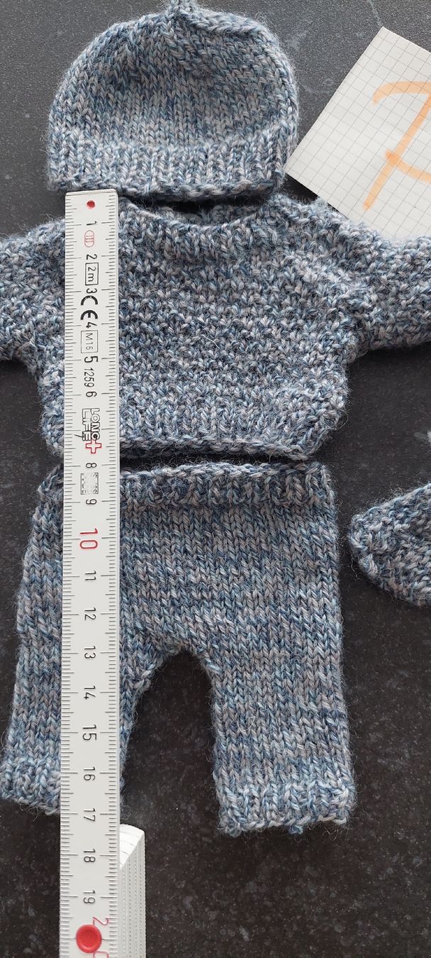 Poupées: Puppenkleider – Neuf (Voir description) à Muri AG par nindo1 1